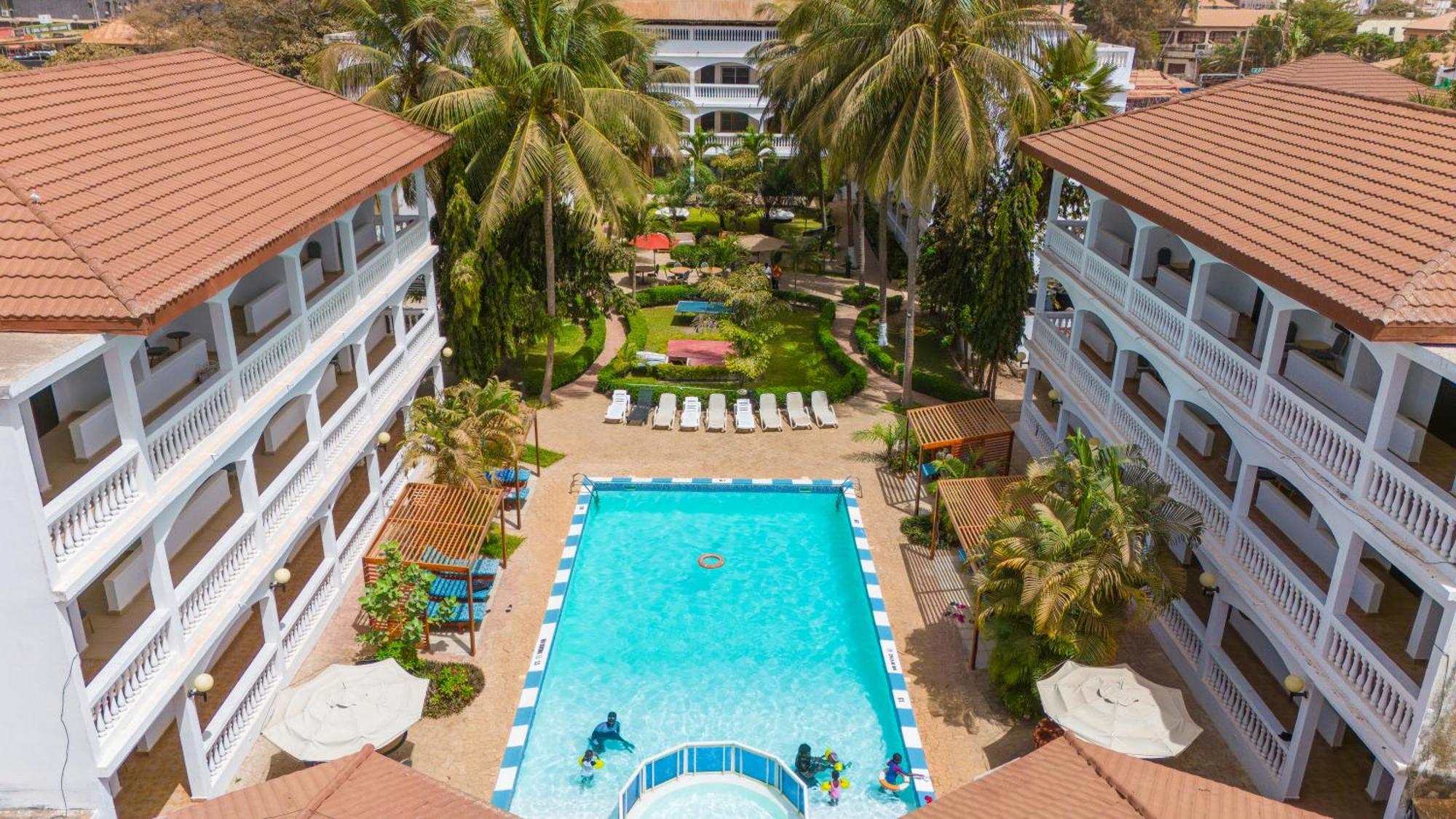 Sarges Hotel Serrekunda Exteriér fotografie